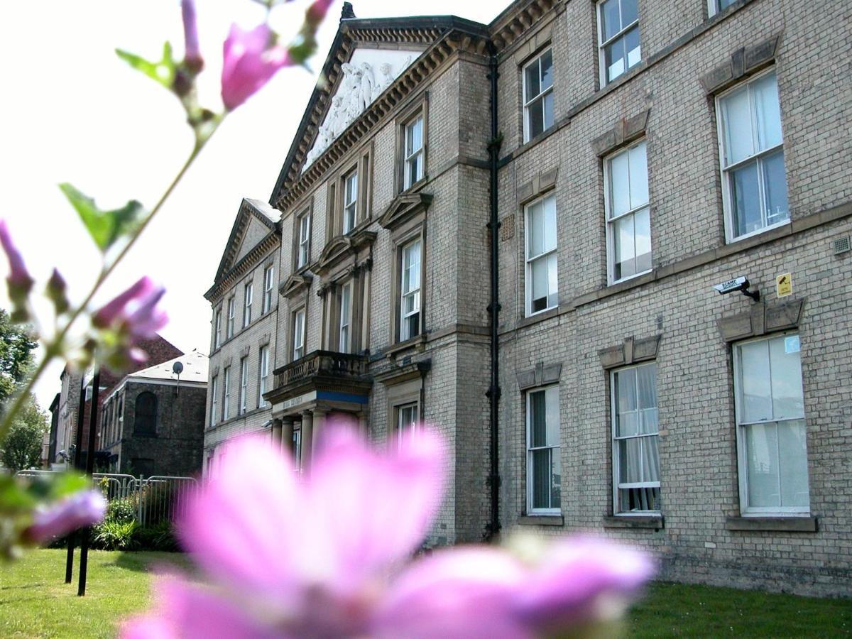 Park Hotel & Apartments Kingston upon Hull Exterior photo