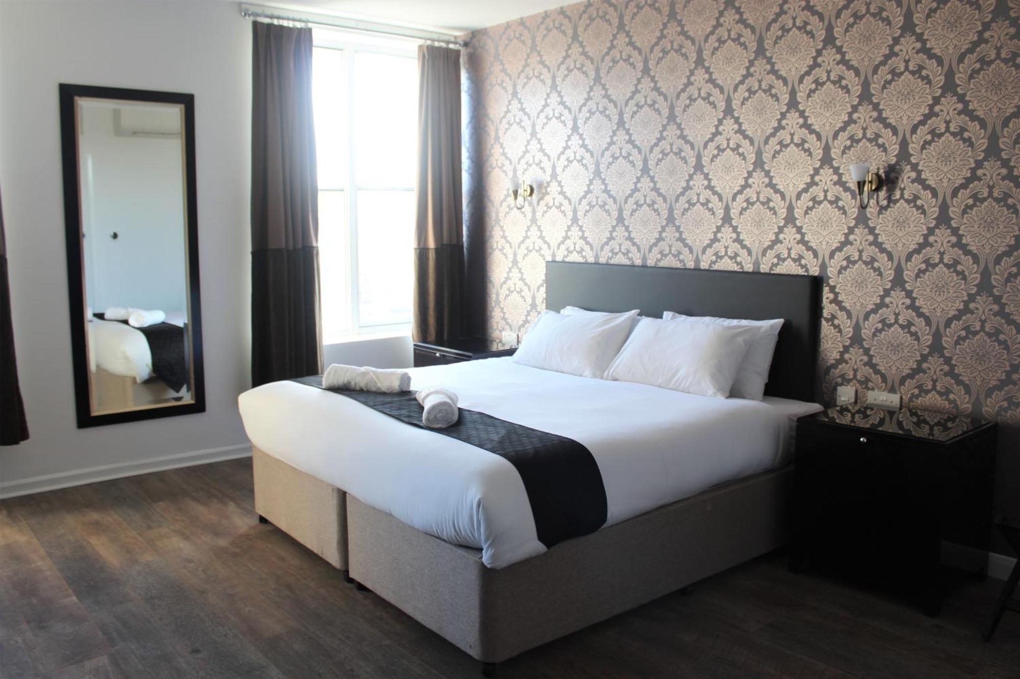 Park Hotel & Apartments Kingston upon Hull Exterior photo